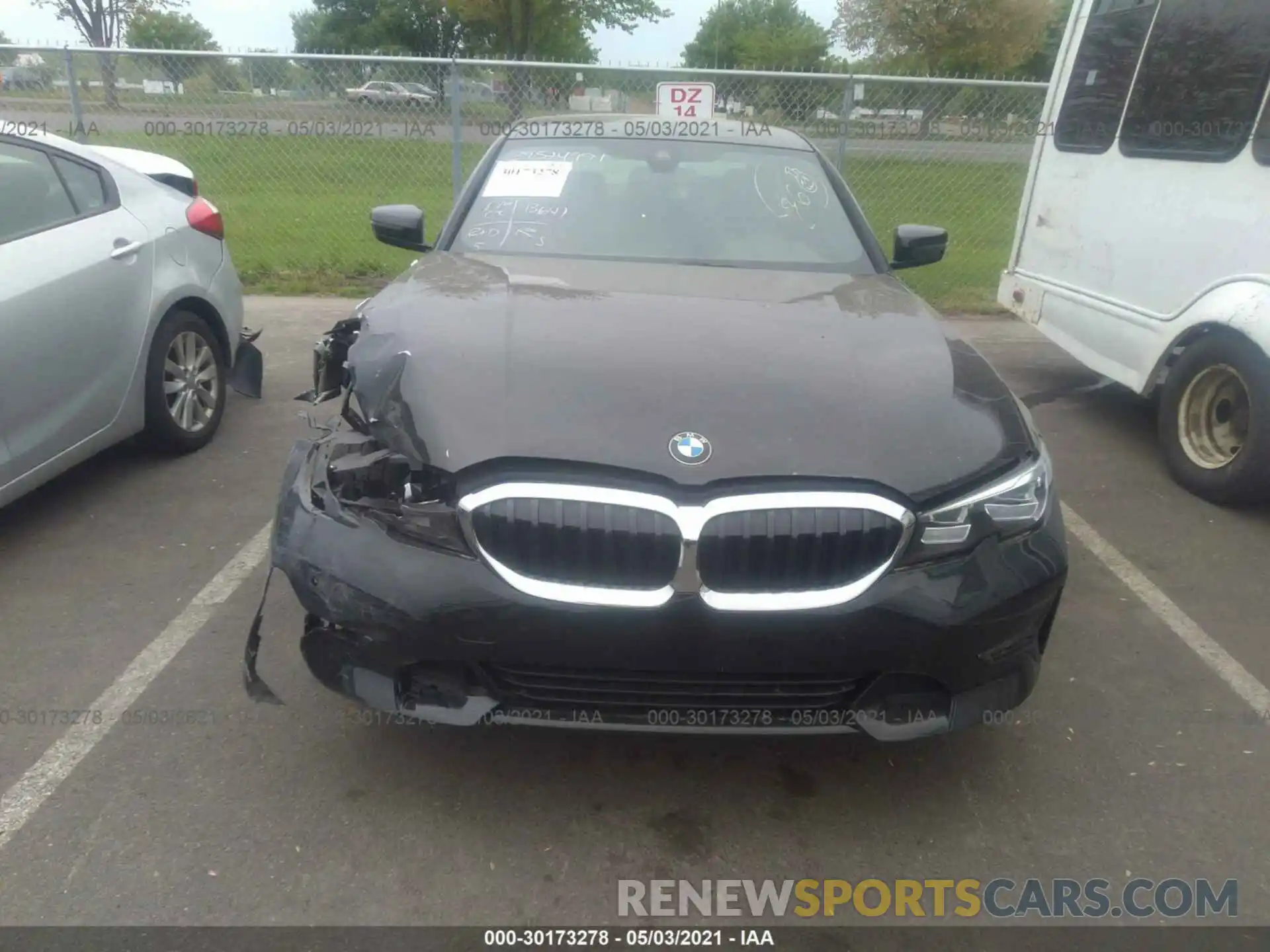 6 Photograph of a damaged car 3MW5R7J59K8B01123 BMW 3 SERIES 2019