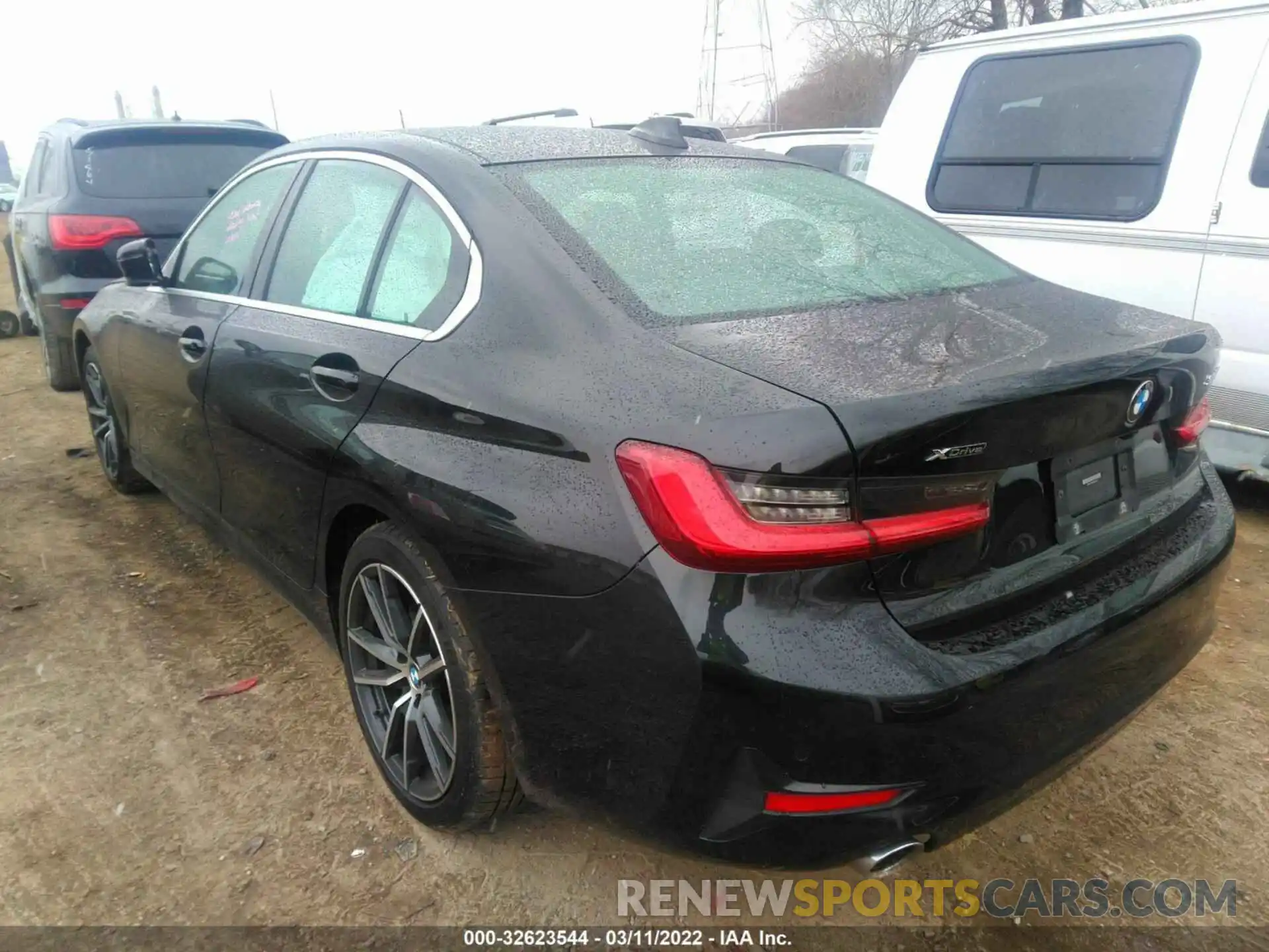 3 Photograph of a damaged car 3MW5R7J59K8B03230 BMW 3 SERIES 2019