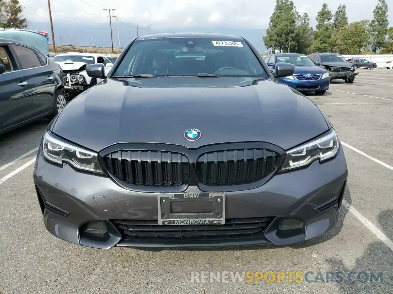 5 Photograph of a damaged car WBA5R1C50KAJ98873 BMW 3 SERIES 2019