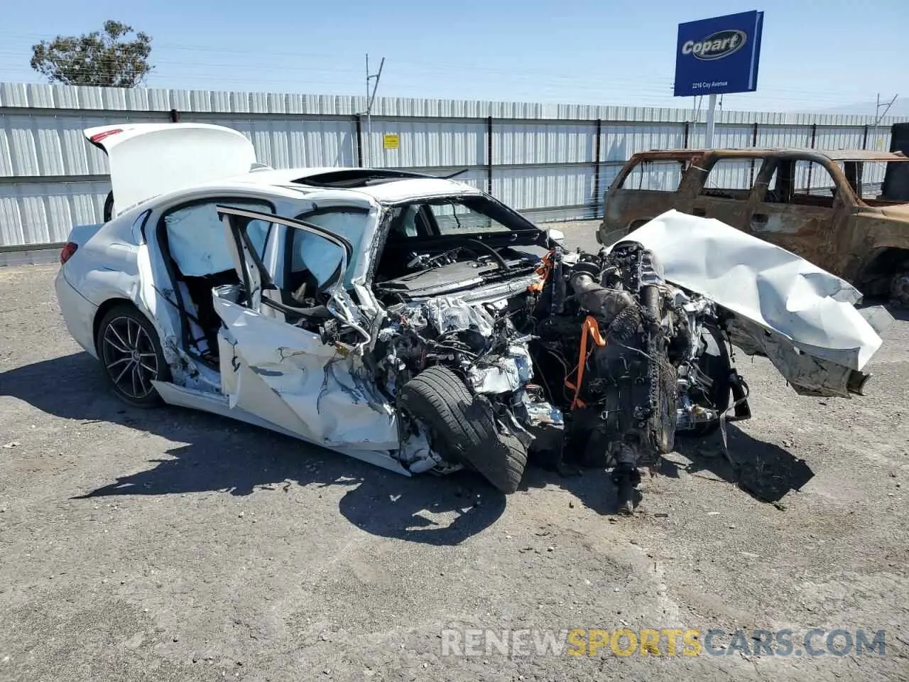 4 Photograph of a damaged car WBA5R1C50KAJ99134 BMW 3 SERIES 2019