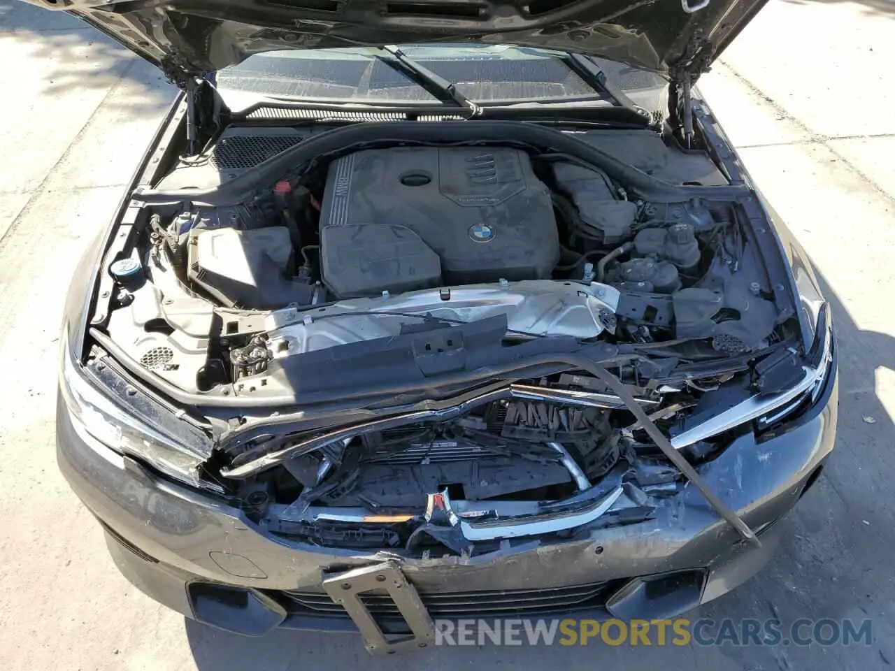 11 Photograph of a damaged car WBA5R1C50KAK08740 BMW 3 SERIES 2019