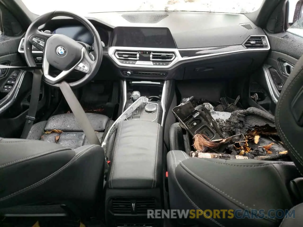 8 Photograph of a damaged car WBA5R1C51KAE82029 BMW 3 SERIES 2019