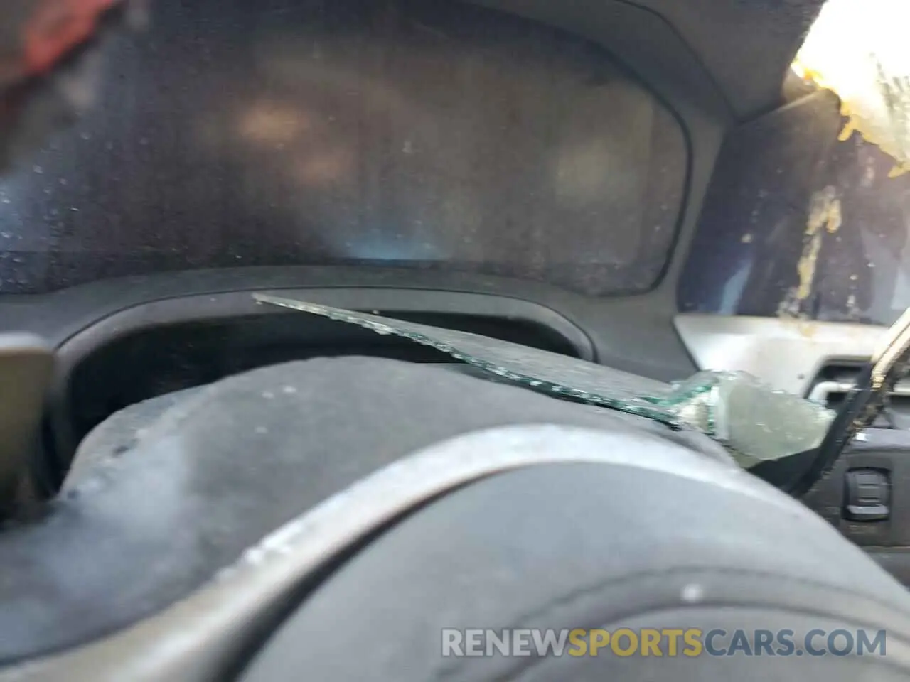 9 Photograph of a damaged car WBA5R1C51KAK09640 BMW 3 SERIES 2019