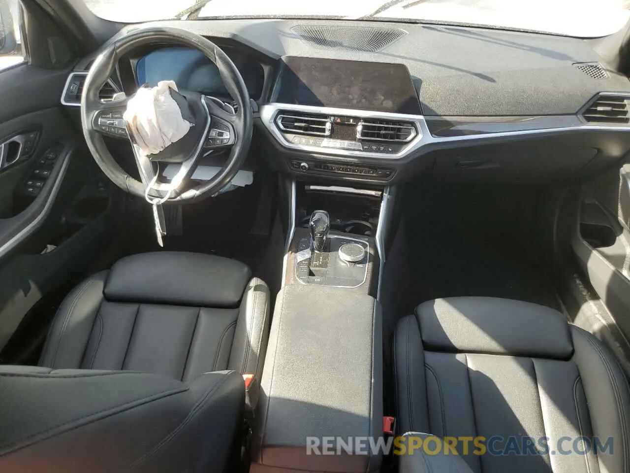 8 Photograph of a damaged car WBA5R1C51KFH15569 BMW 3 SERIES 2019