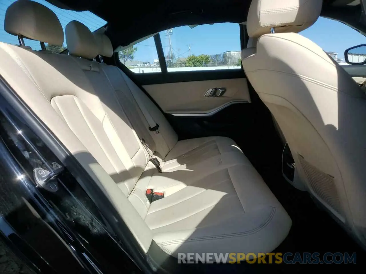 10 Photograph of a damaged car WBA5R1C52KAK11591 BMW 3 SERIES 2019