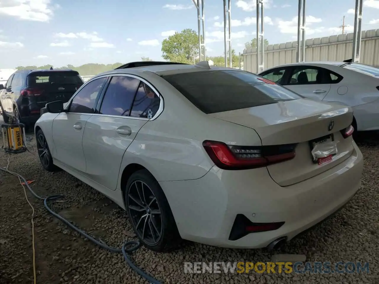 2 Photograph of a damaged car WBA5R1C53KAK10109 BMW 3 SERIES 2019