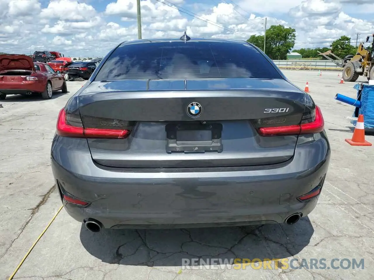 6 Photograph of a damaged car WBA5R1C55KAE81482 BMW 3 SERIES 2019