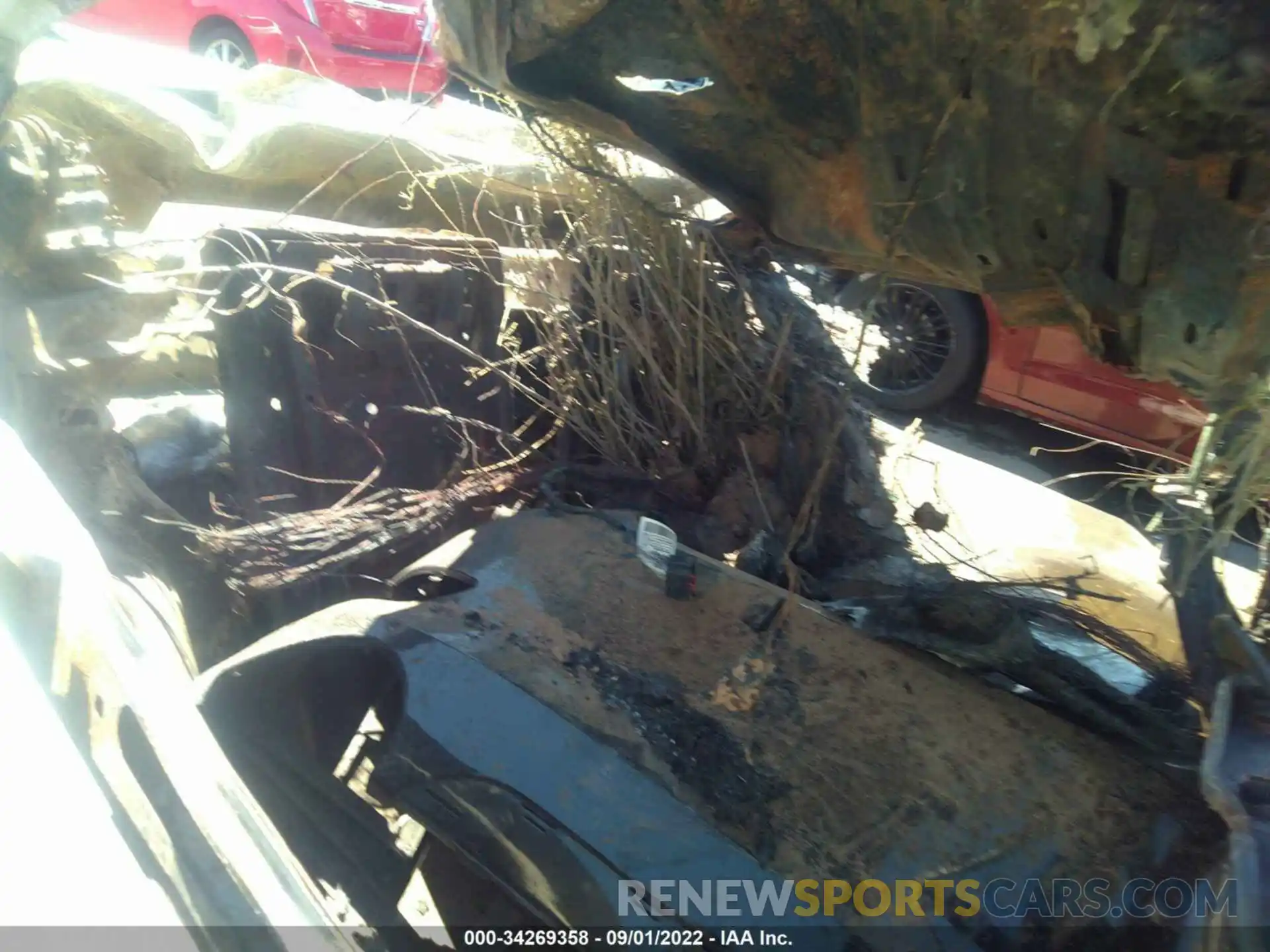 8 Photograph of a damaged car WBA5R1C56KAK06913 BMW 3 SERIES 2019