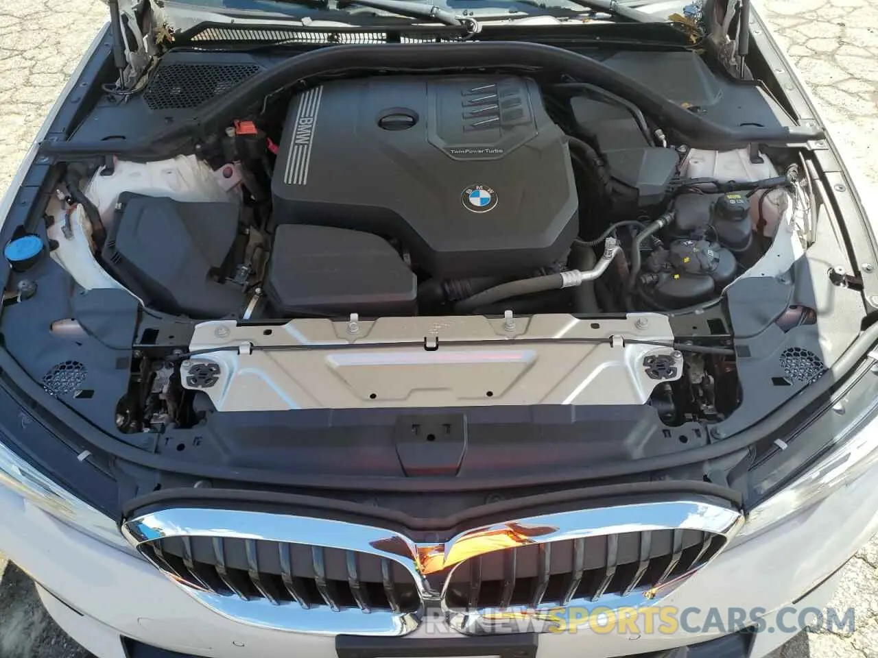 11 Photograph of a damaged car WBA5R1C56KAK06961 BMW 3 SERIES 2019