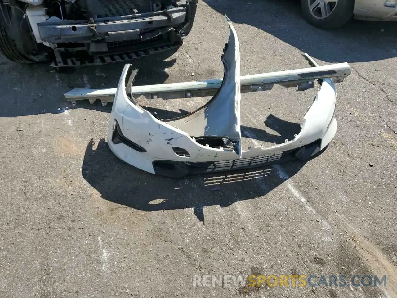 12 Photograph of a damaged car WBA5R1C56KFH06480 BMW 3 SERIES 2019