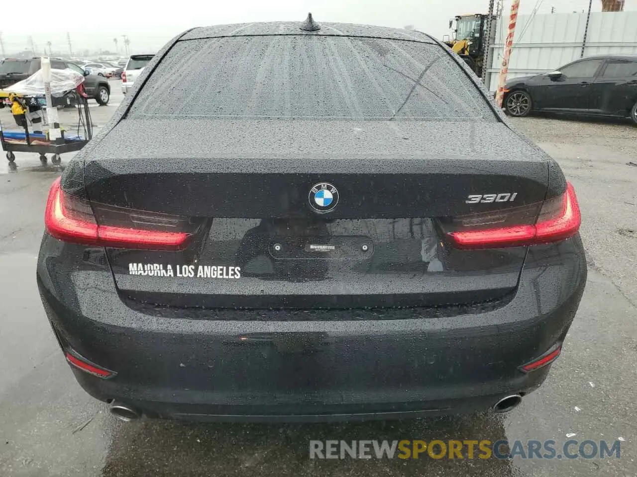 6 Photograph of a damaged car WBA5R1C56KFH08410 BMW 3 SERIES 2019