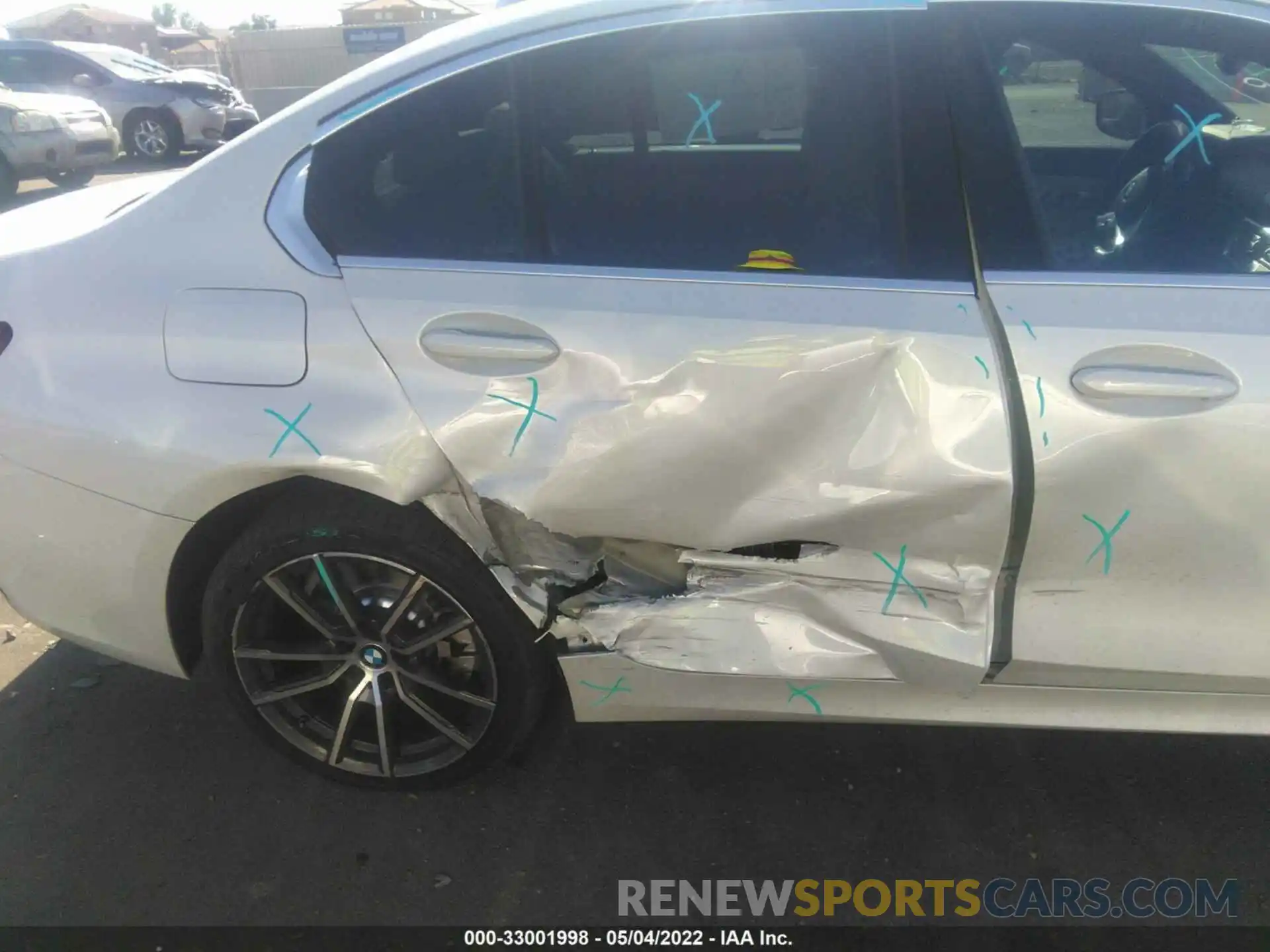 6 Photograph of a damaged car WBA5R1C57KAE82195 BMW 3 SERIES 2019