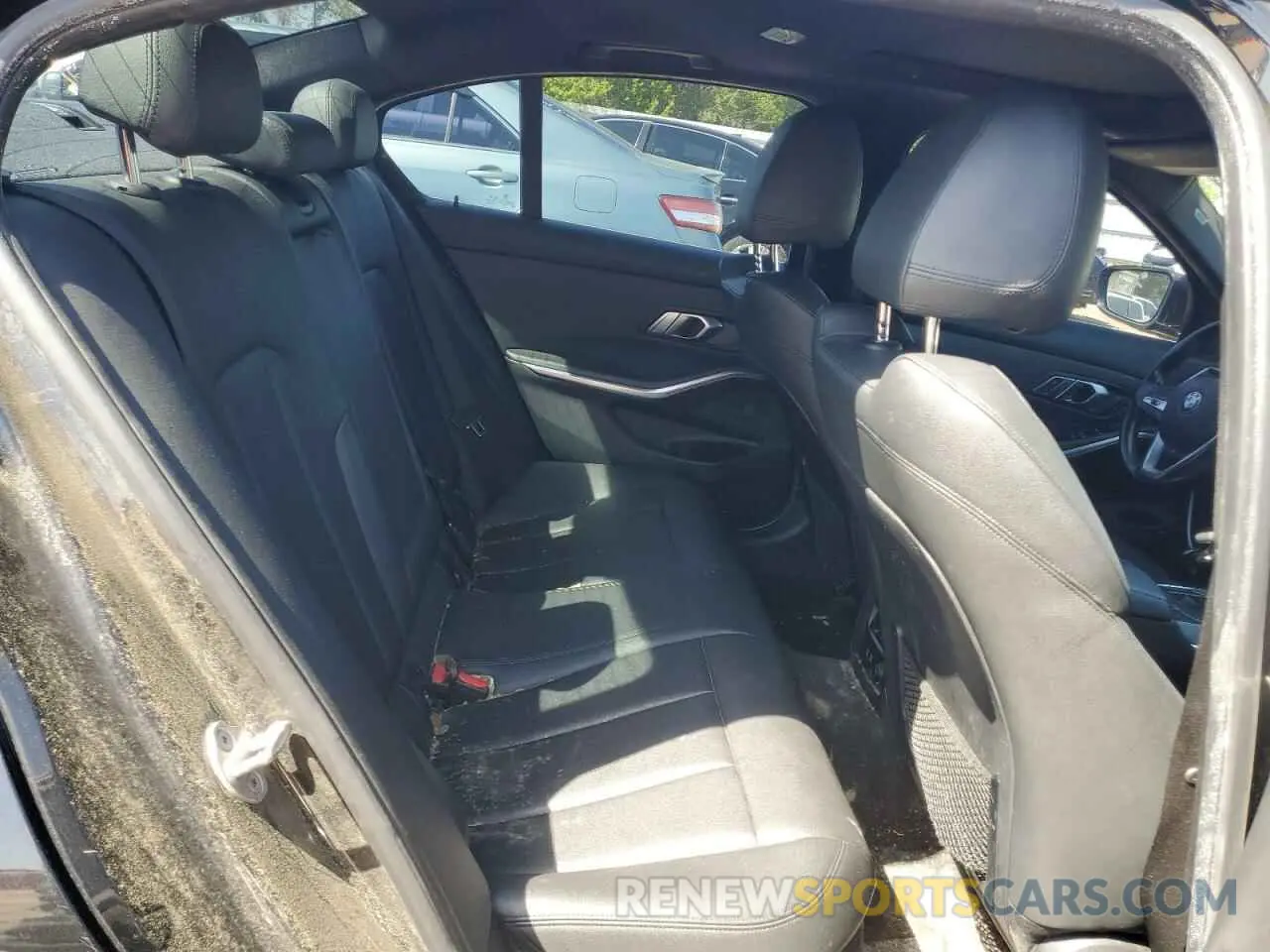 10 Photograph of a damaged car WBA5R1C57KFH03202 BMW 3 SERIES 2019