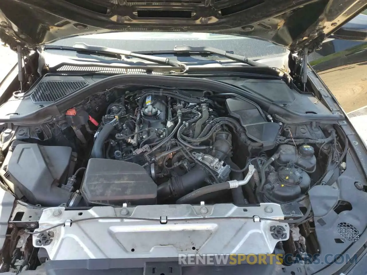11 Photograph of a damaged car WBA5R1C57KFH03202 BMW 3 SERIES 2019