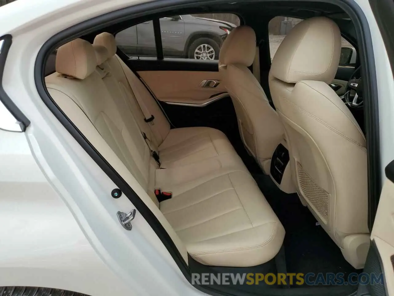 10 Photograph of a damaged car WBA5R1C58KAK10770 BMW 3 SERIES 2019