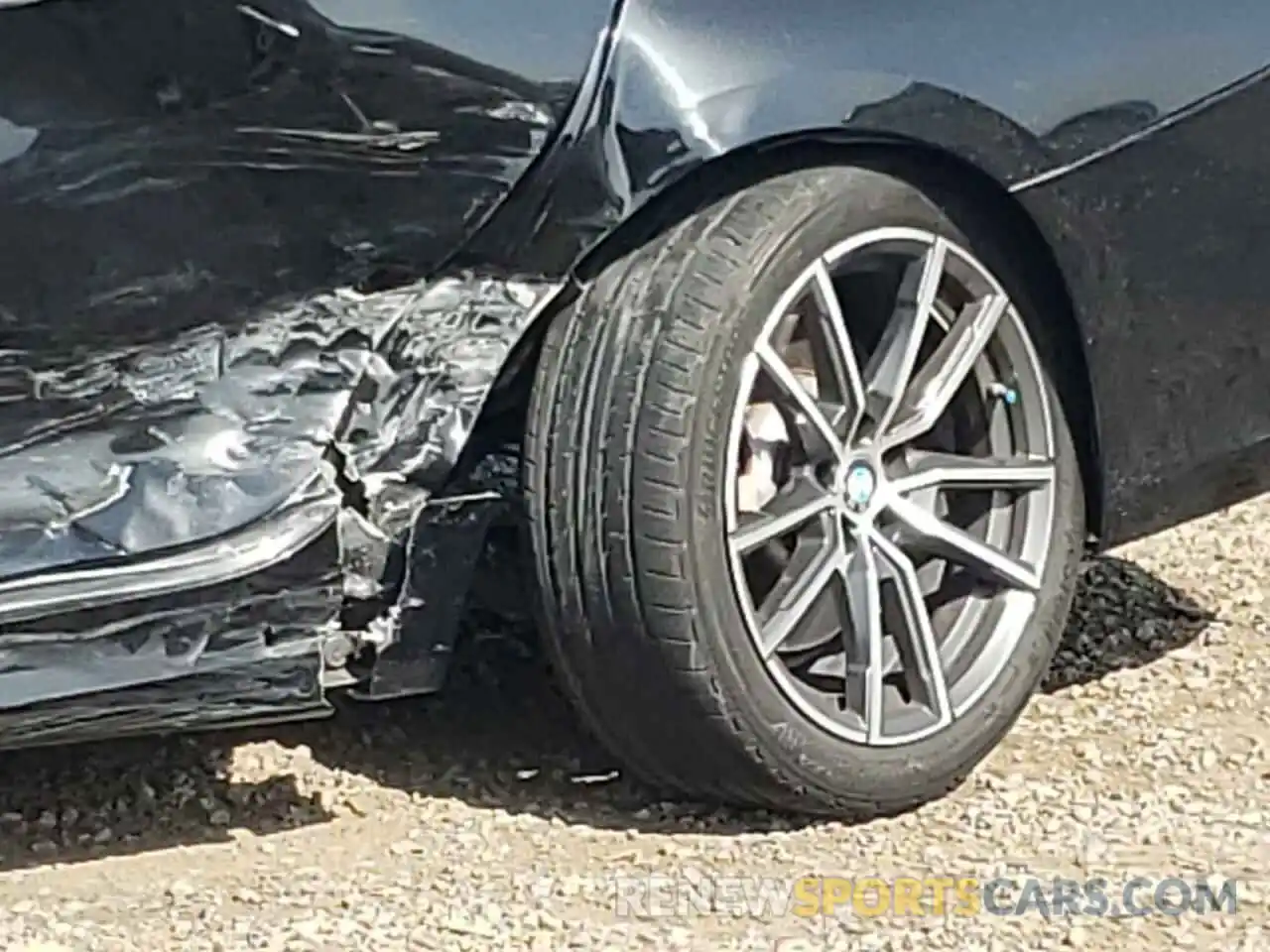 10 Photograph of a damaged car WBA5R1C58KAK12468 BMW 3 SERIES 2019