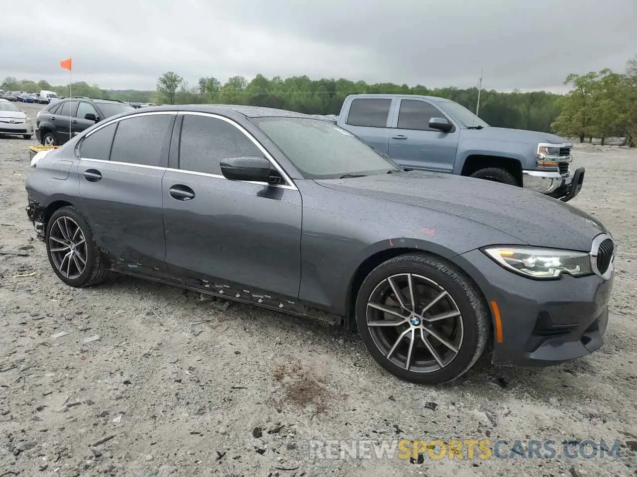 4 Photograph of a damaged car WBA5R1C58KFH01507 BMW 3 SERIES 2019