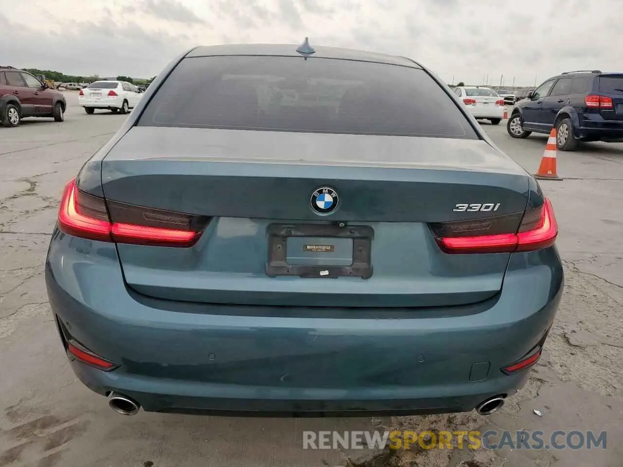 6 Photograph of a damaged car WBA5R1C59KAK10003 BMW 3 SERIES 2019