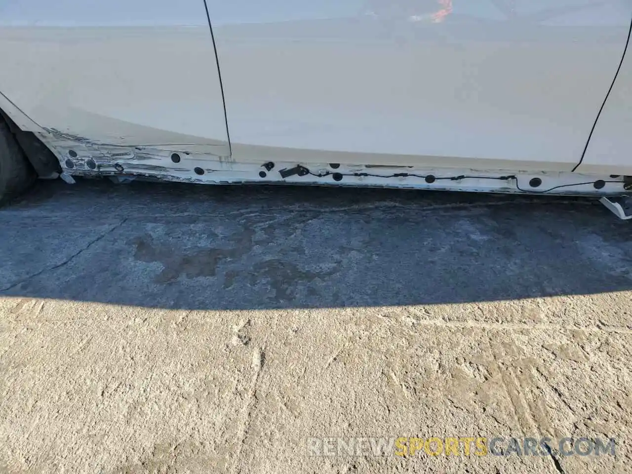 9 Photograph of a damaged car WBA5R1C5XKAK09751 BMW 3 SERIES 2019