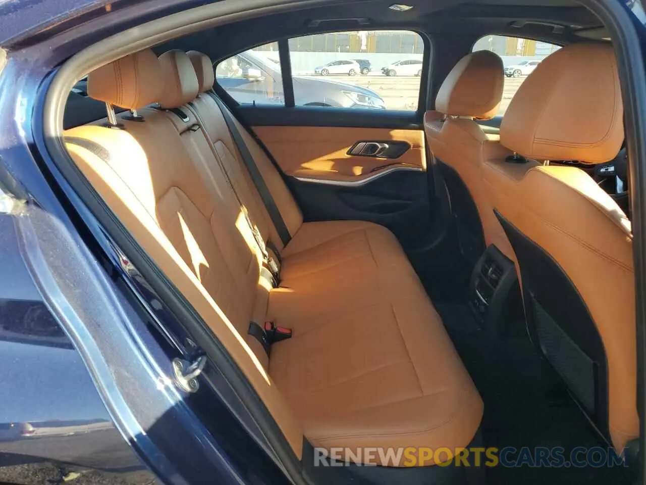 10 Photograph of a damaged car WBA5R1C5XKFH15134 BMW 3 SERIES 2019