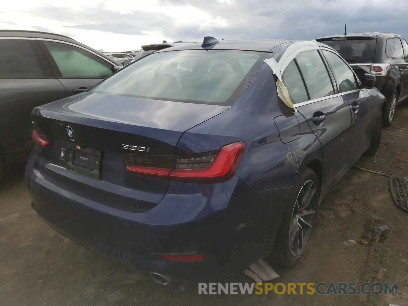 4 Photograph of a damaged car WBA5R7C50KFH32558 BMW 3 SERIES 2019