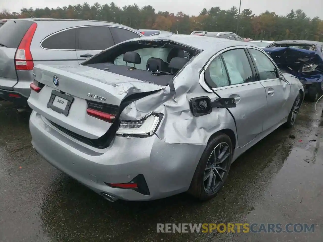 4 Photograph of a damaged car WBA5R7C51KAJ82183 BMW 3 SERIES 2019