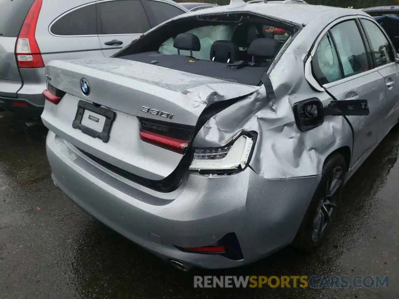 9 Photograph of a damaged car WBA5R7C51KAJ82183 BMW 3 SERIES 2019