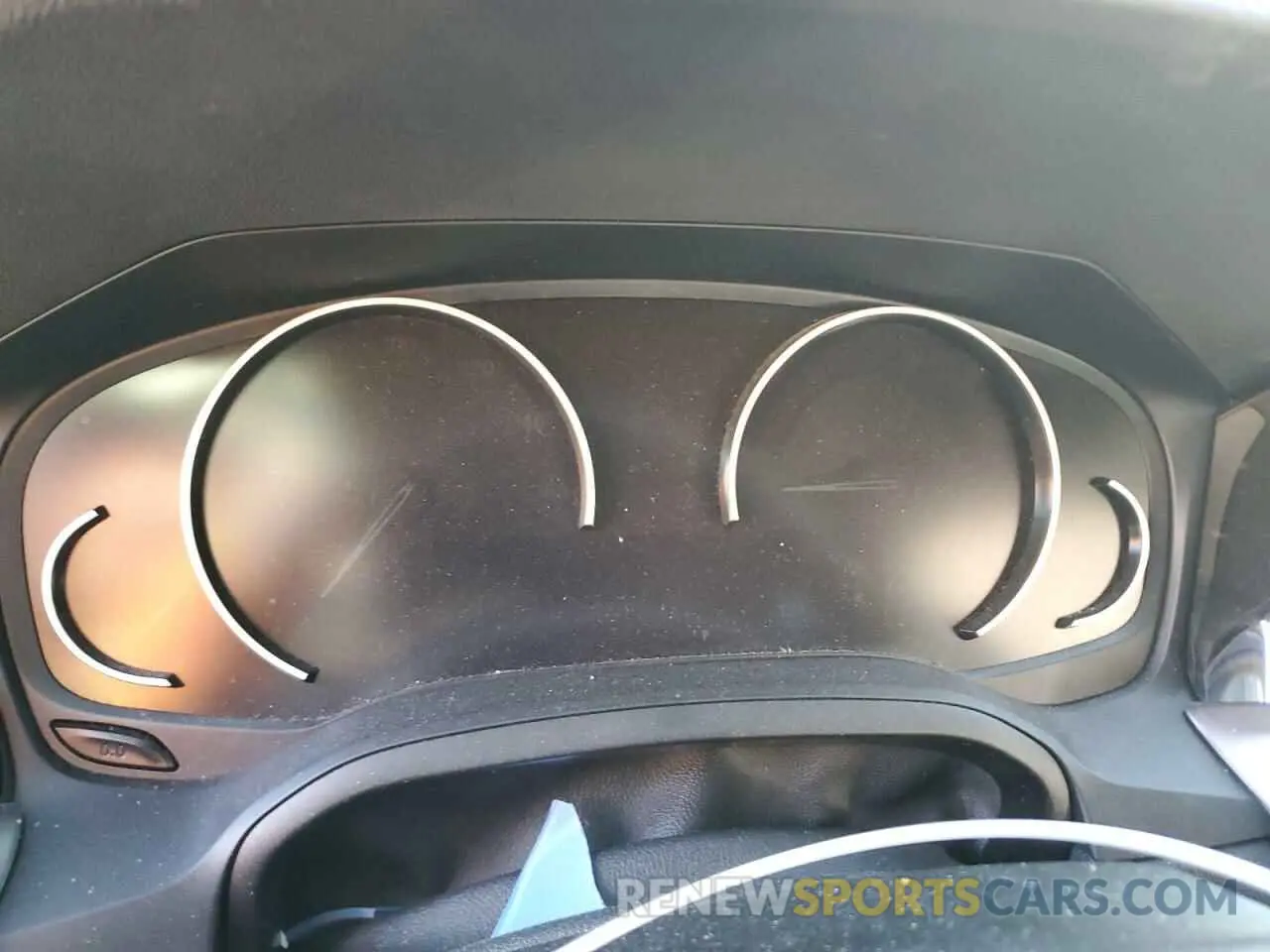 9 Photograph of a damaged car WBA5R7C52KAJ84380 BMW 3 SERIES 2019
