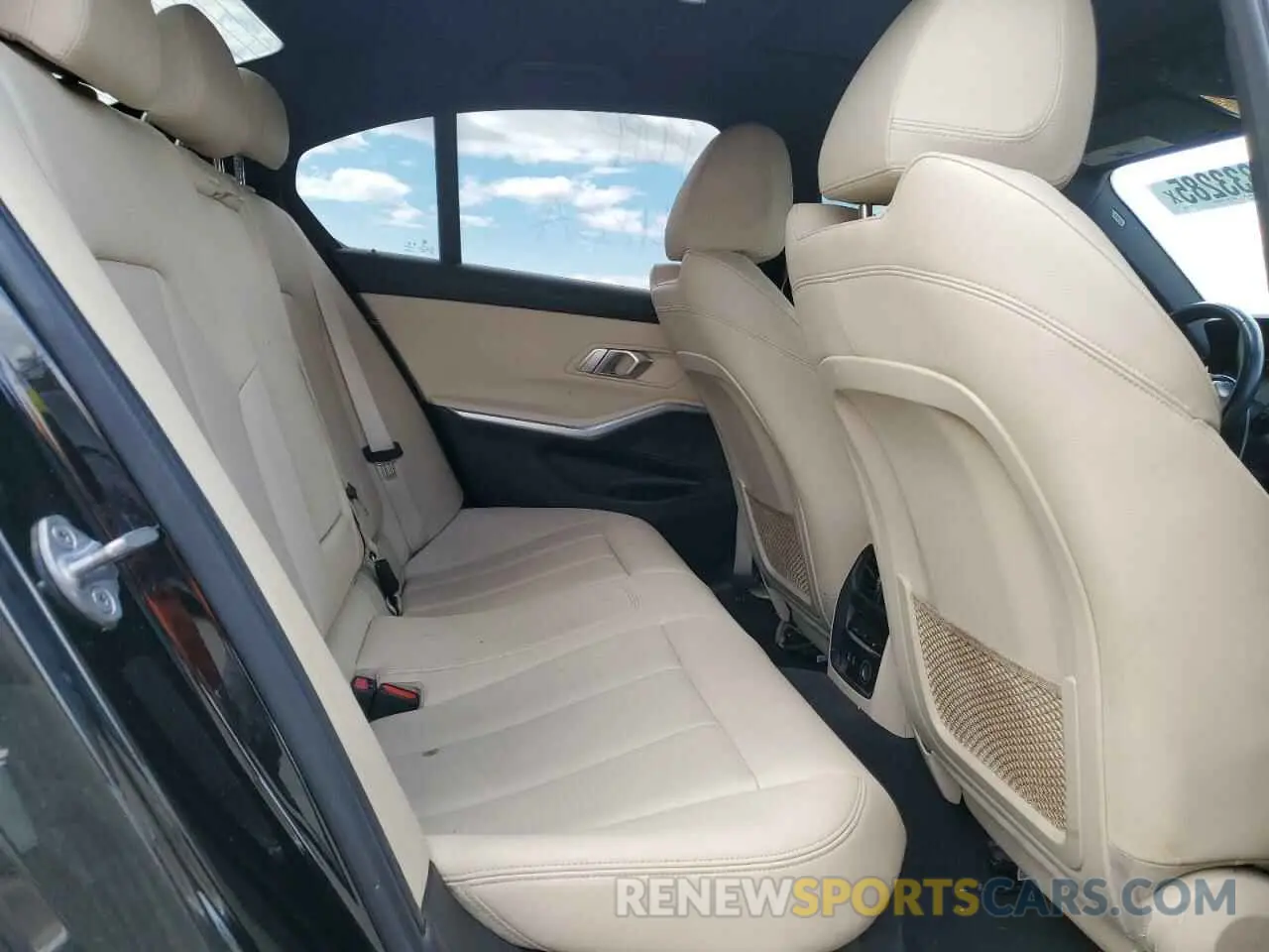 10 Photograph of a damaged car WBA5R7C52KFH31007 BMW 3 SERIES 2019