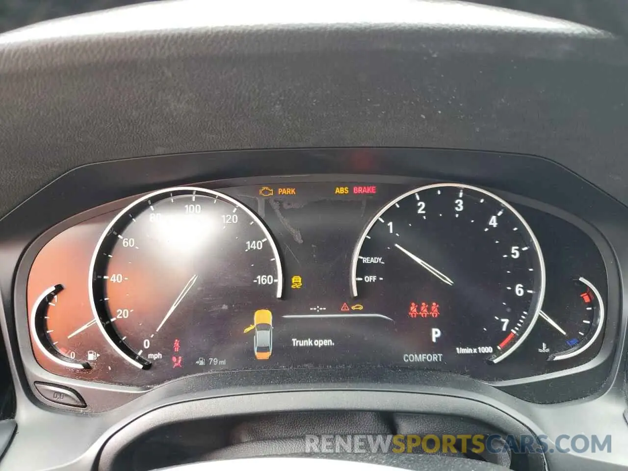 9 Photograph of a damaged car WBA5R7C52KFH31007 BMW 3 SERIES 2019