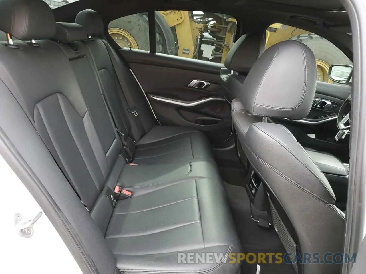 10 Photograph of a damaged car WBA5R7C53KAJ82184 BMW 3 SERIES 2019