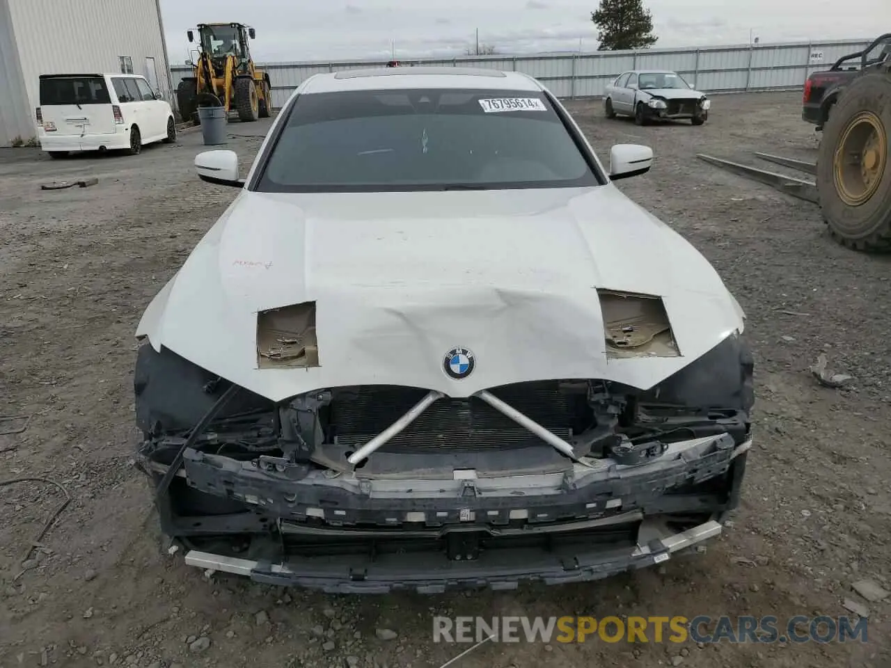 5 Photograph of a damaged car WBA5R7C53KAJ82184 BMW 3 SERIES 2019