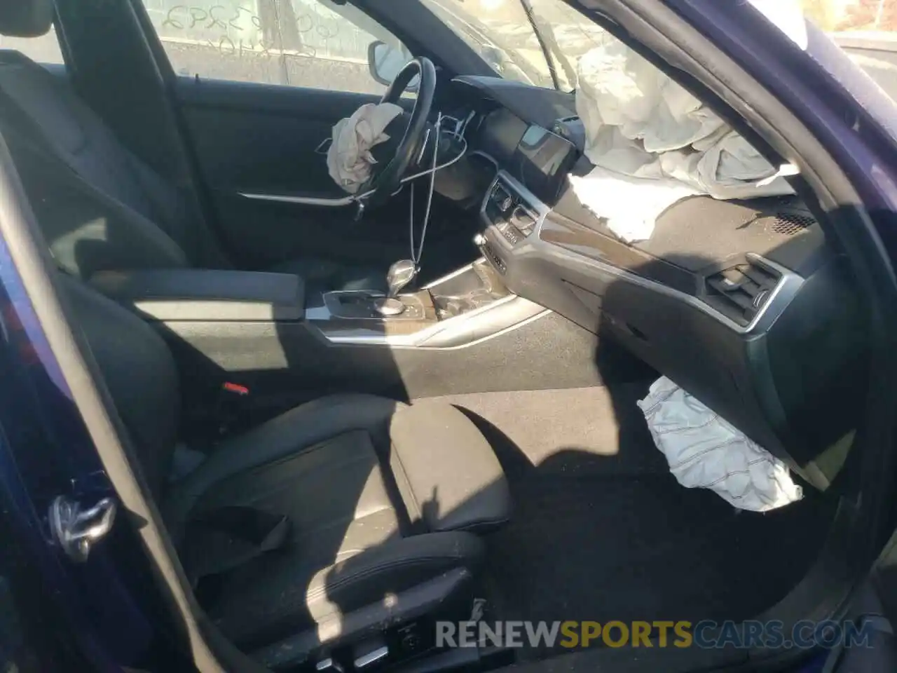 5 Photograph of a damaged car WBA5R7C53KFH28052 BMW 3 SERIES 2019