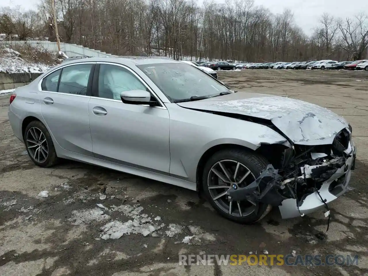 4 Photograph of a damaged car WBA5R7C54KAJ84316 BMW 3 SERIES 2019