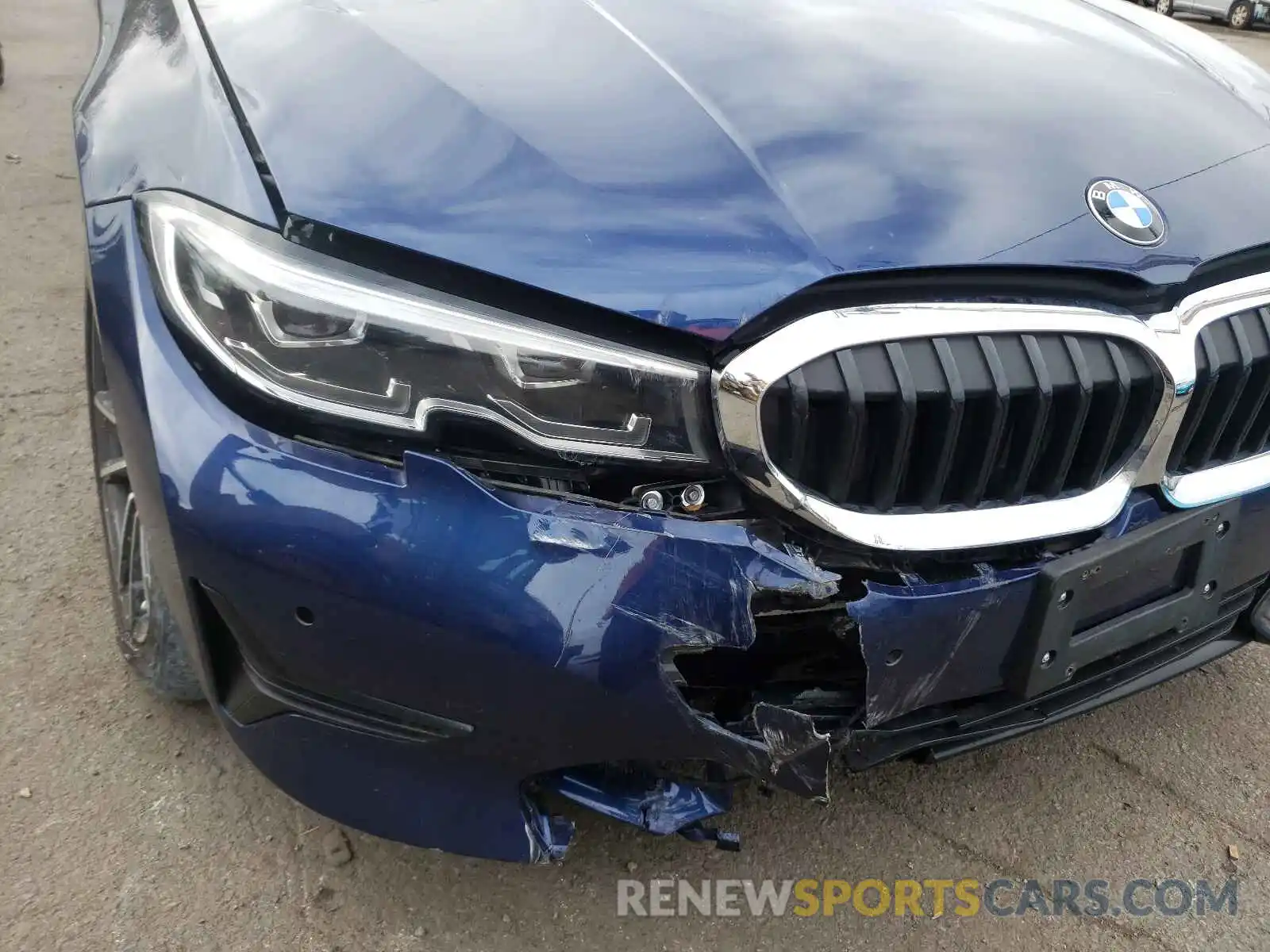 9 Photograph of a damaged car WBA5R7C54KFH16976 BMW 3 SERIES 2019