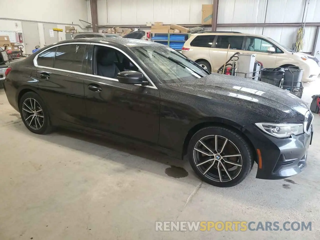 4 Photograph of a damaged car WBA5R7C55KAJ84633 BMW 3 SERIES 2019