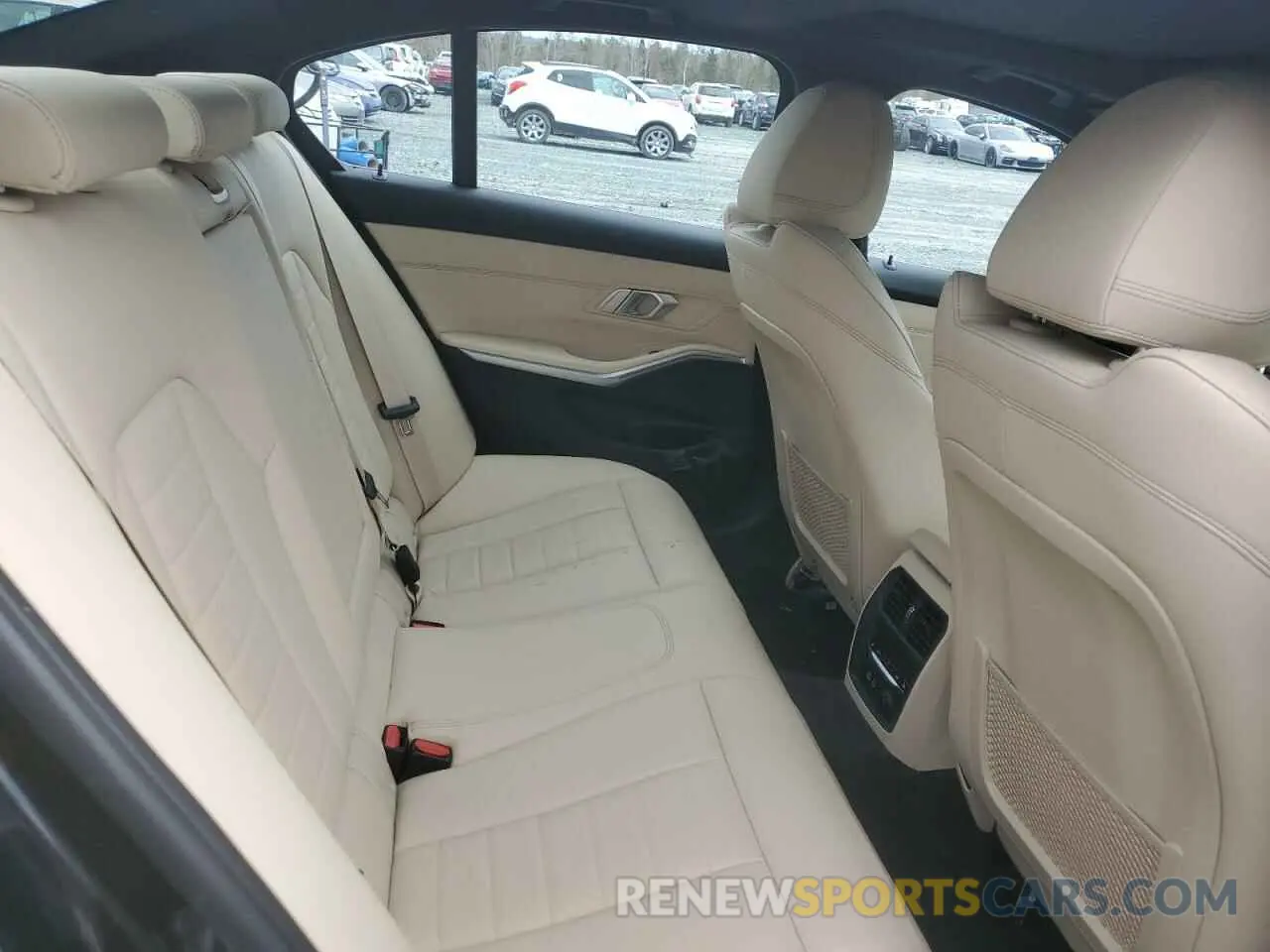 10 Photograph of a damaged car WBA5R7C55KAJ86253 BMW 3 SERIES 2019