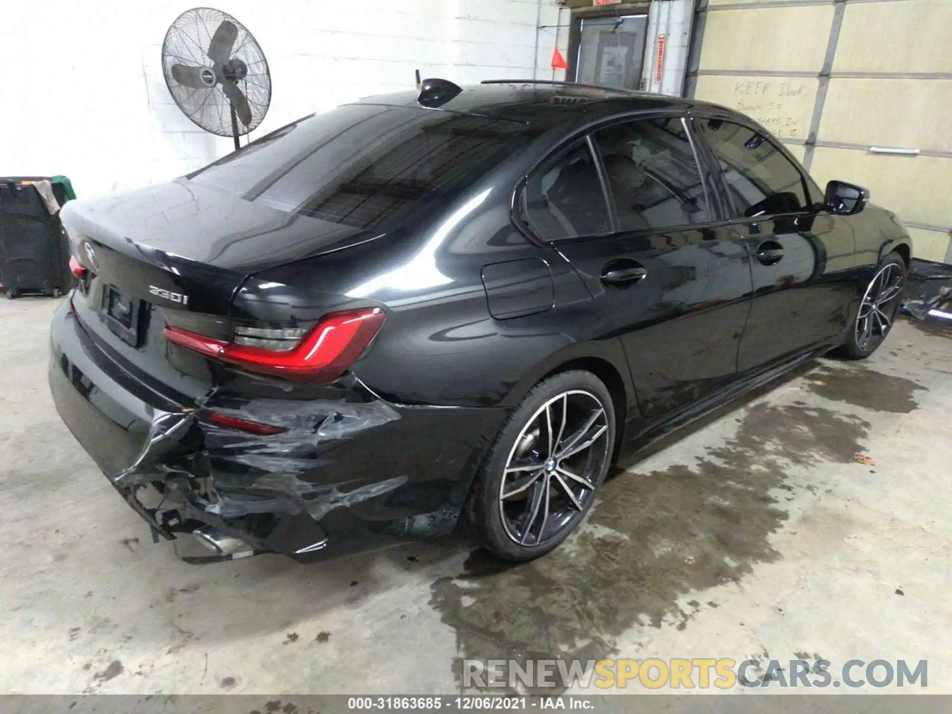 4 Photograph of a damaged car WBA5R7C56KAE82613 BMW 3 SERIES 2019