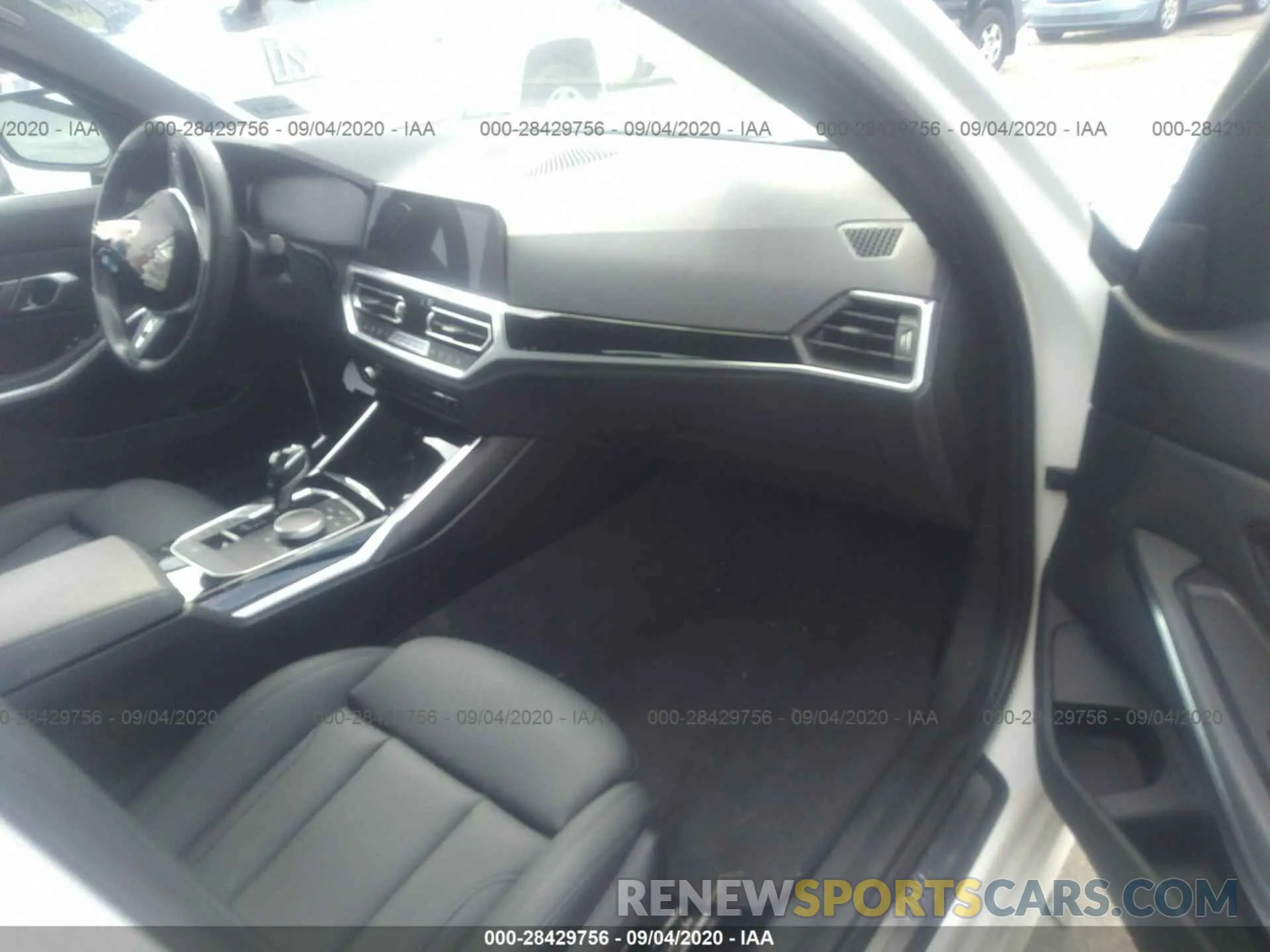5 Photograph of a damaged car WBA5R7C56KAJ79554 BMW 3 SERIES 2019