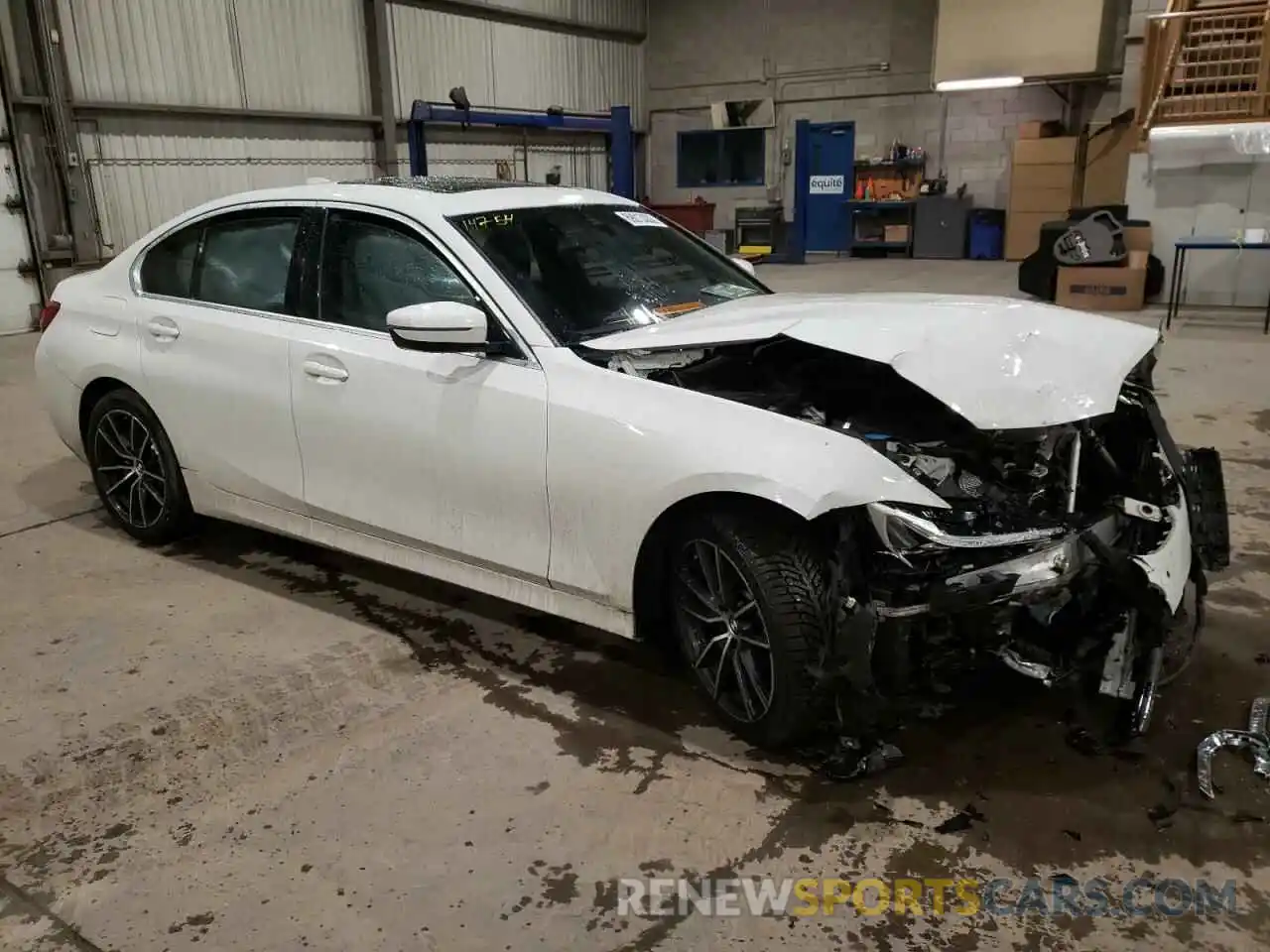 4 Photograph of a damaged car WBA5R7C56KAJ84821 BMW 3 SERIES 2019