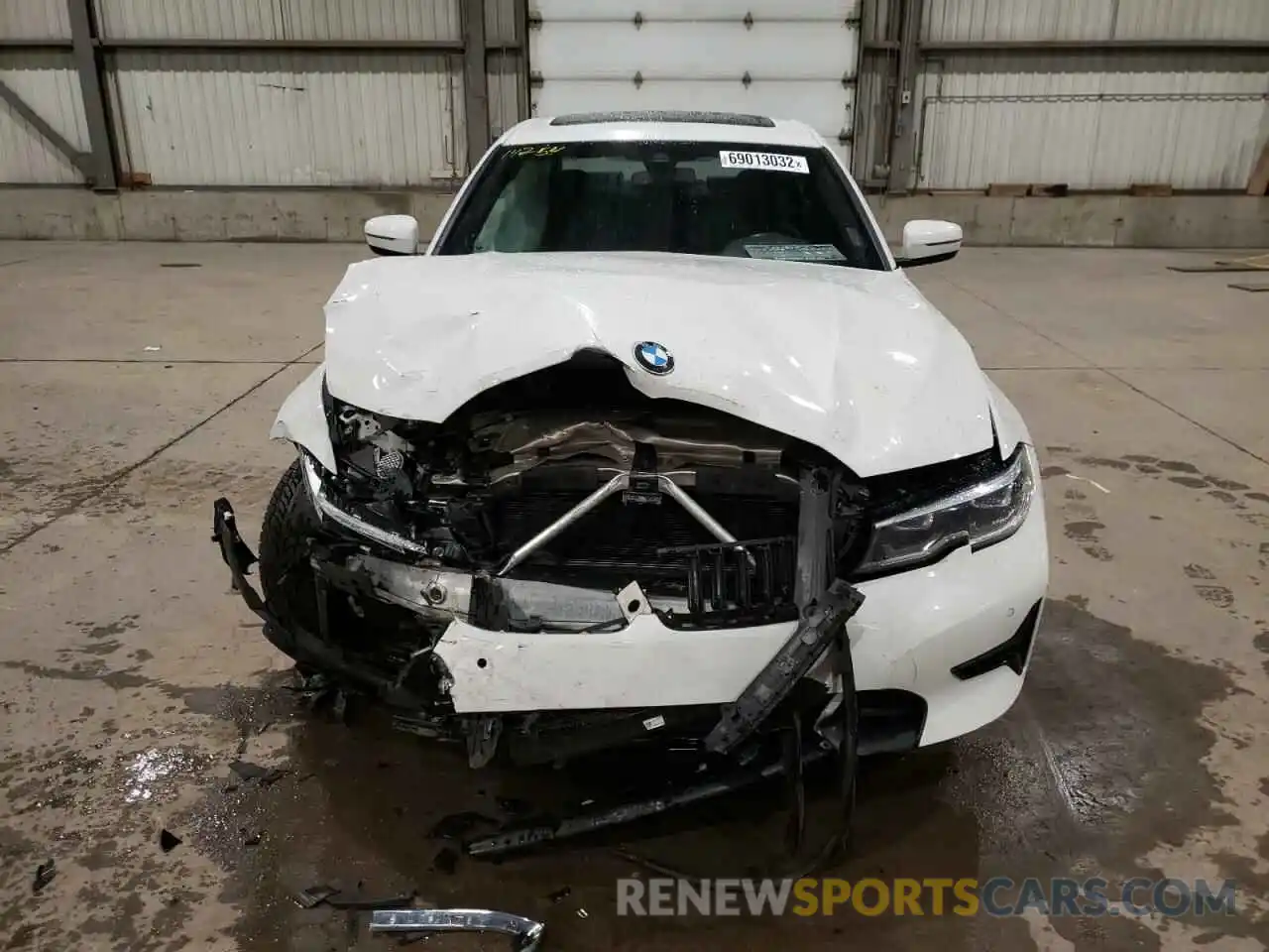 5 Photograph of a damaged car WBA5R7C56KAJ84821 BMW 3 SERIES 2019