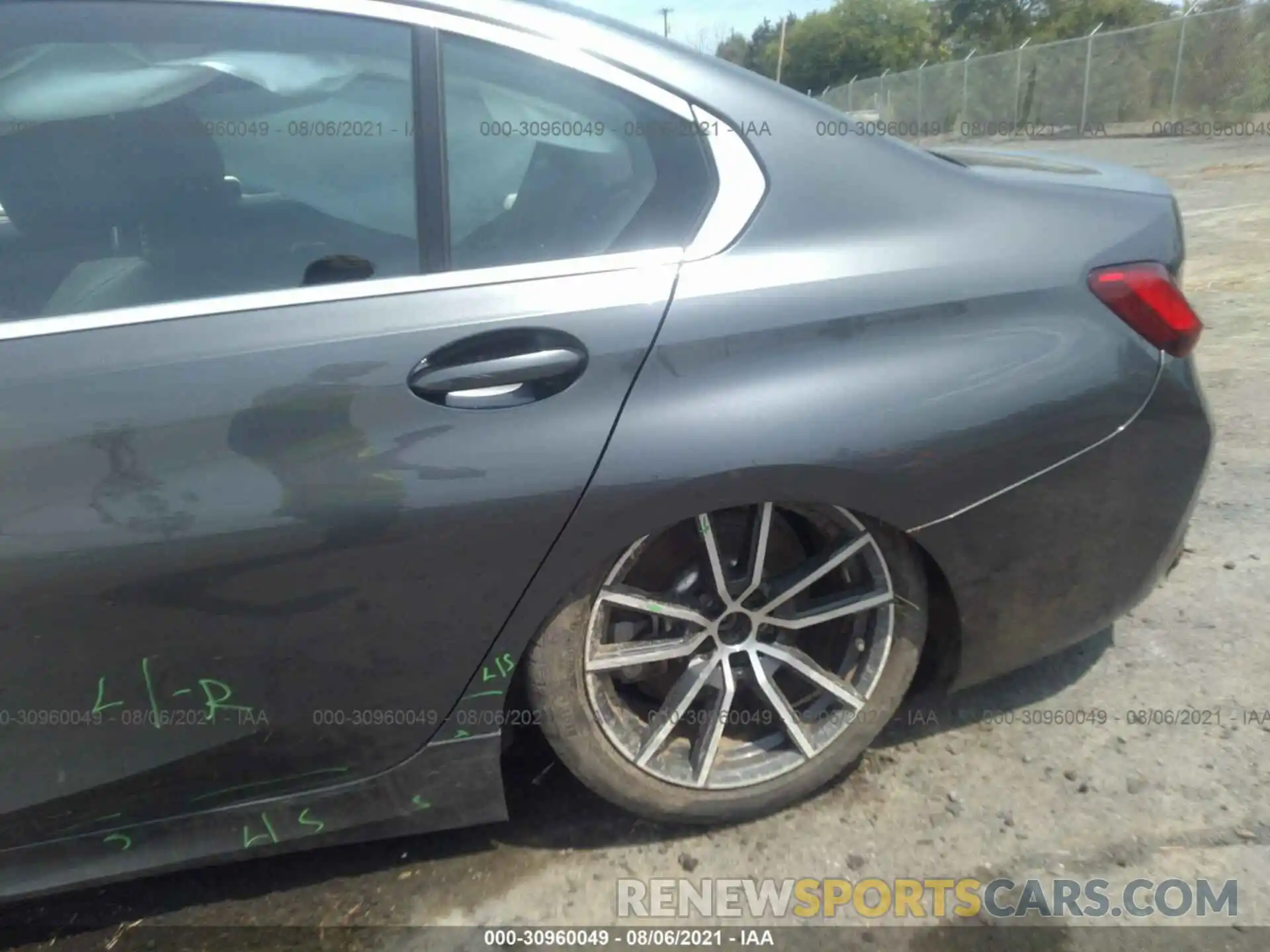 6 Photograph of a damaged car WBA5R7C57KAJ86853 BMW 3 SERIES 2019