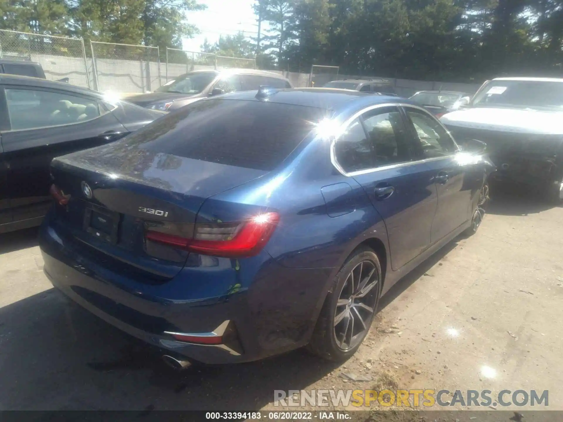 4 Photograph of a damaged car WBA5R7C57KFH15241 BMW 3 SERIES 2019