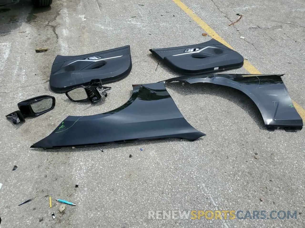 12 Photograph of a damaged car WBA5R7C58KAJ79569 BMW 3 SERIES 2019