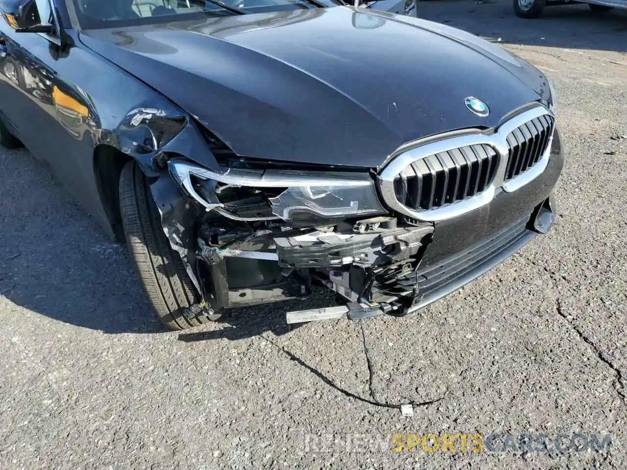 9 Photograph of a damaged car WBA5R7C58KFH28225 BMW 3 SERIES 2019