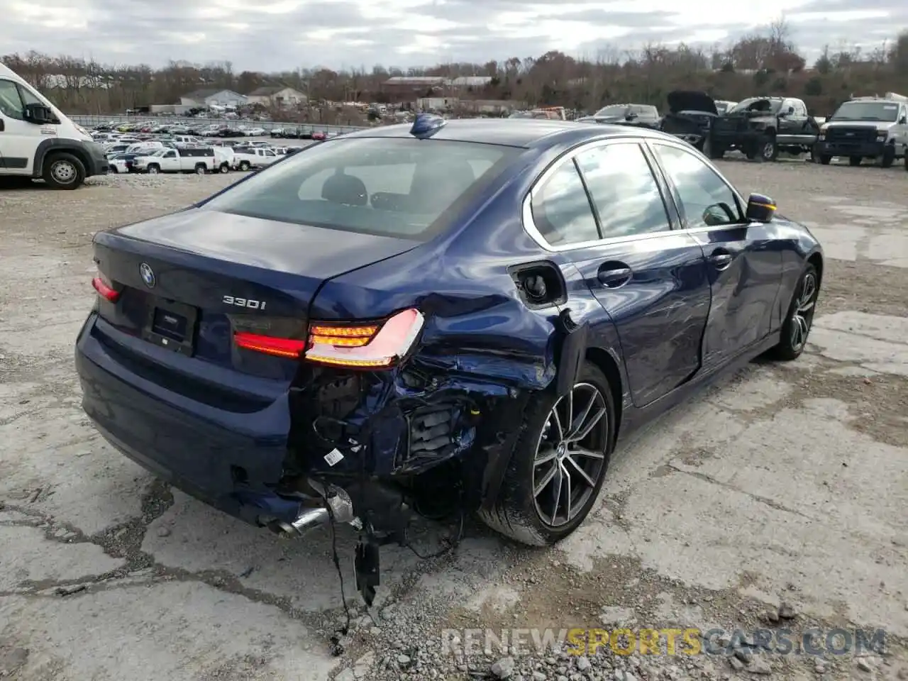 4 Photograph of a damaged car WBA5R7C59KAJ79872 BMW 3 SERIES 2019