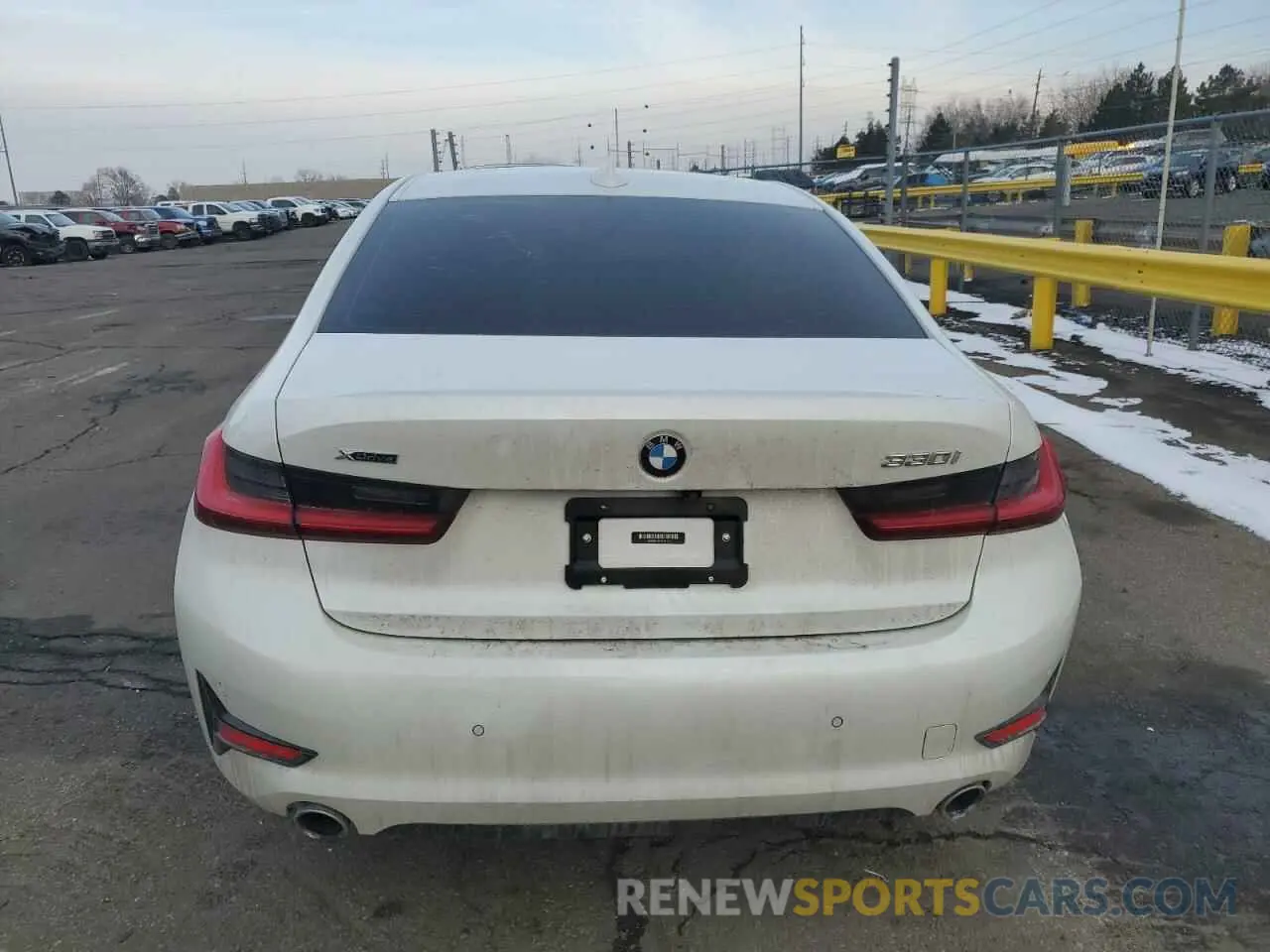6 Photograph of a damaged car WBA5R7C59KAJ81119 BMW 3 SERIES 2019