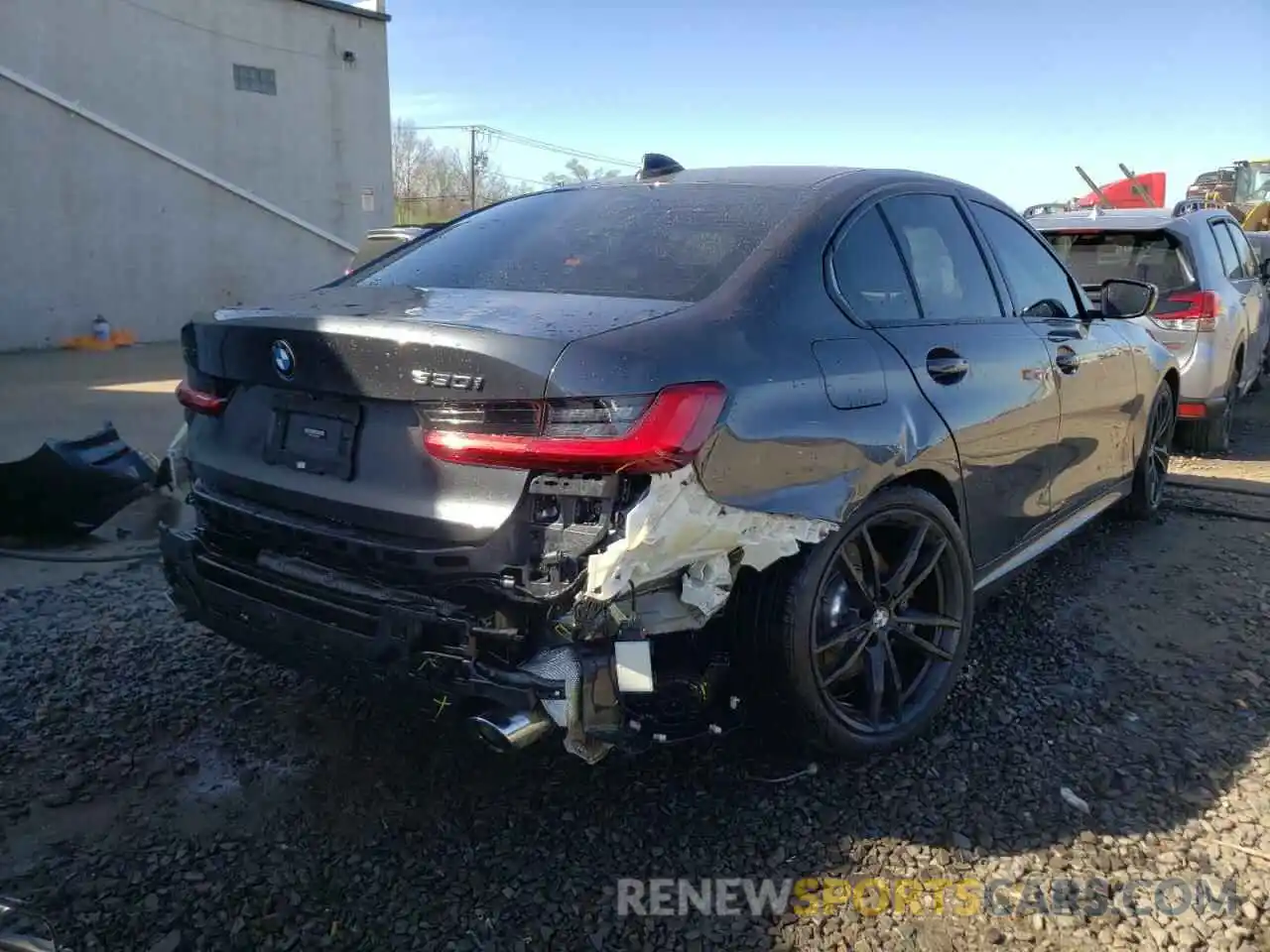 4 Photograph of a damaged car WBA5R7C5XKAJ84451 BMW 3 SERIES 2019