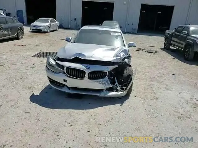 11 Photograph of a damaged car WBA8Z9C54KB220699 BMW 3 SERIES 2019