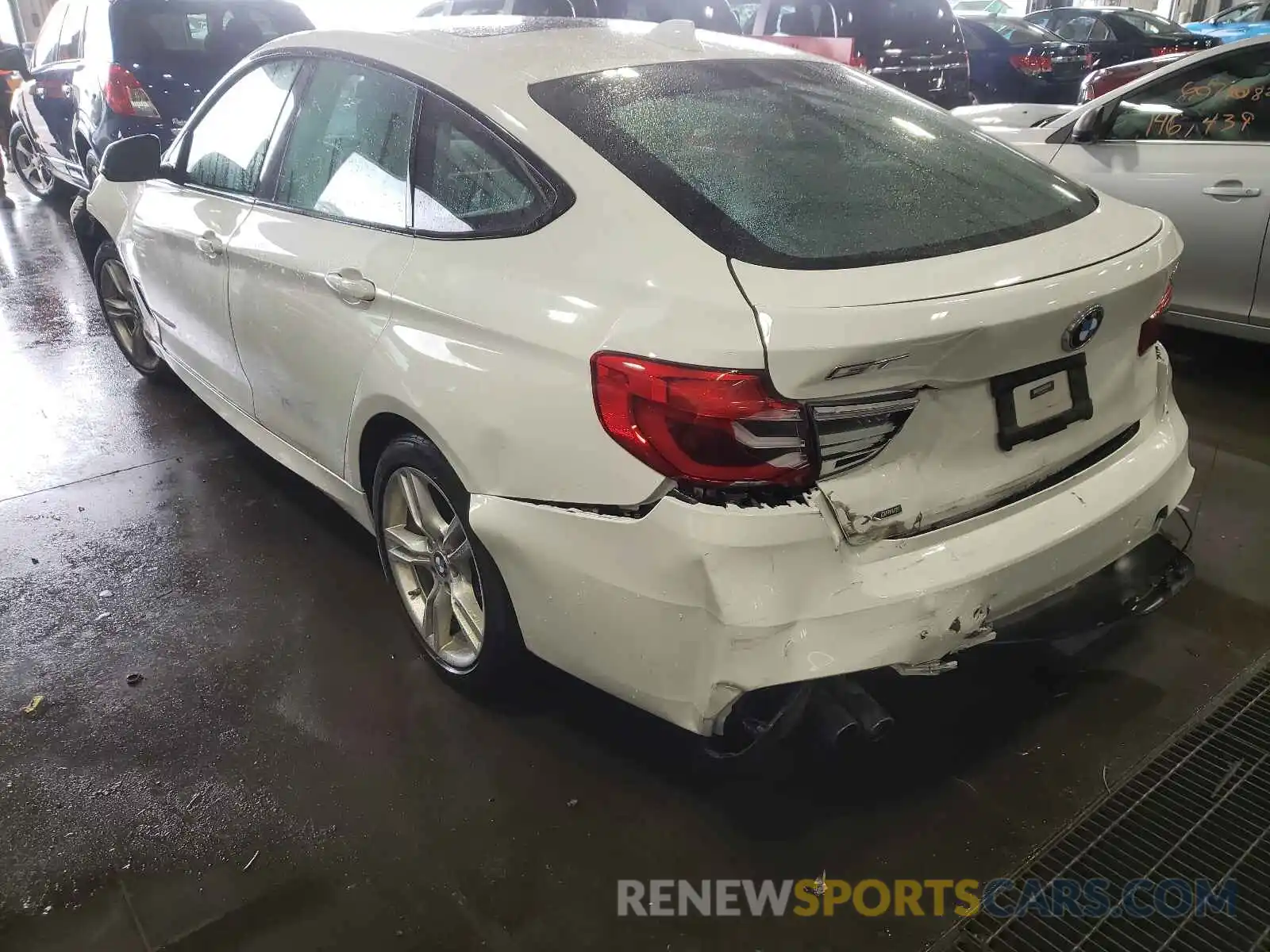 3 Photograph of a damaged car WBA8Z9C54KB220847 BMW 3 SERIES 2019